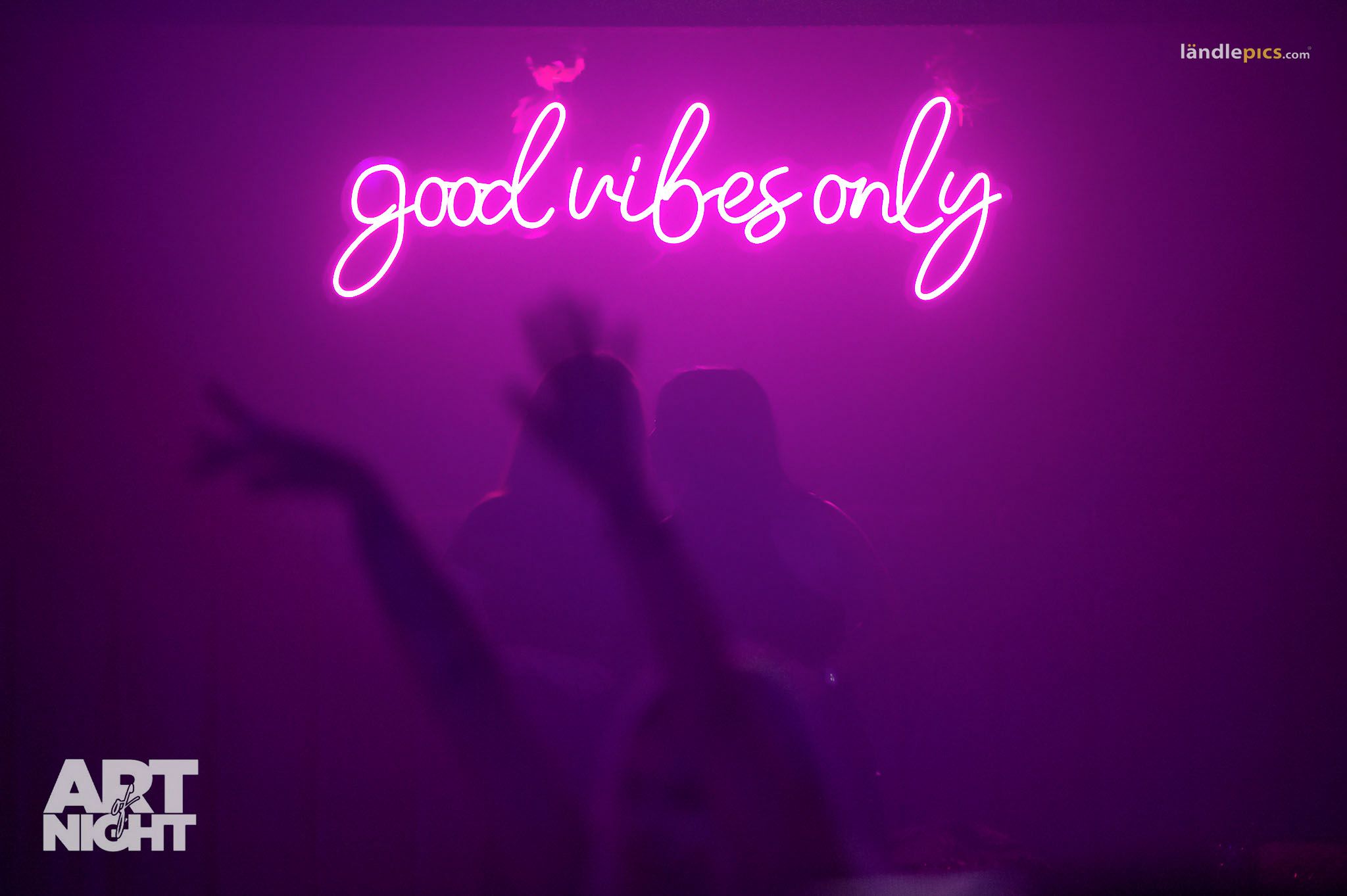 Backstage-Operationen bei Art Of Night